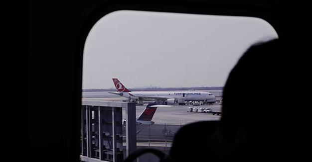 Laptop ban aims to hinder business as Turkish Airlines flies high: Minister