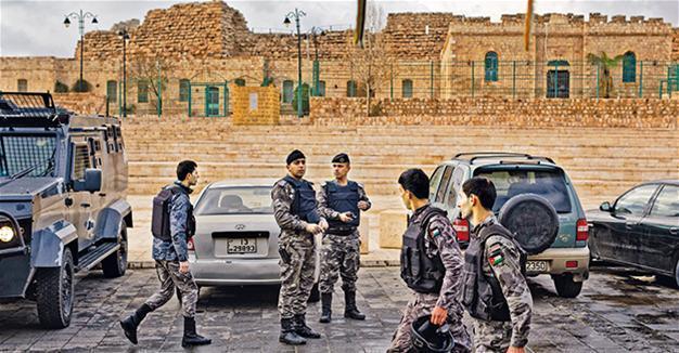 One tourist among 10 dead in Jordan attacks