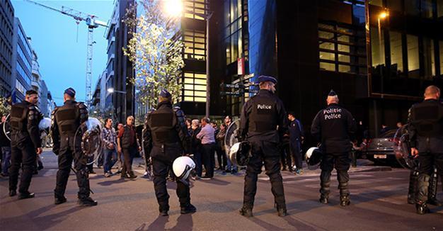 People injured in front of Turkish consulate in Brussels