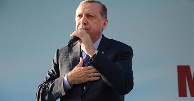 Erdoğan cancels two rallies due to throat problem