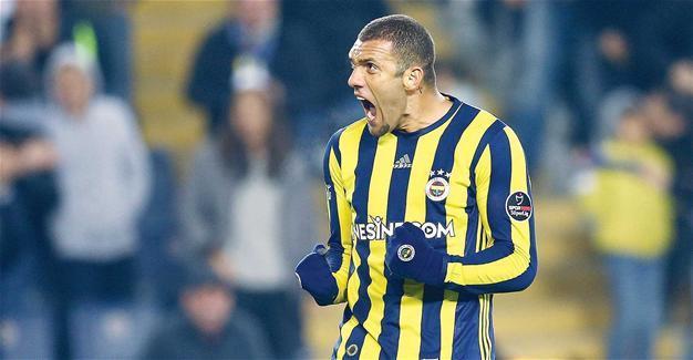 Fenerbahçe ends Başakşehir’s unbeaten run