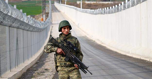 Chechen man carrying explosives detained on Syrian border: Turkish military