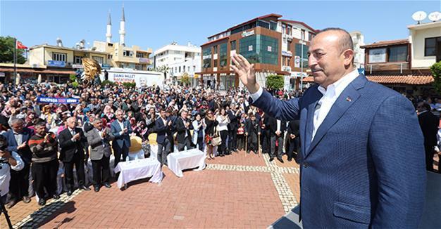 German far-right party free to meet in Turkey, says Turkish FM
