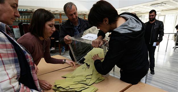Turkey’s Supreme Election Board says unsealed ballot papers accepted in vote