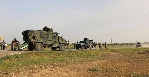 Turkey retaliates to attacks from YPG-controlled Syria, at least 18 militants killed: Military