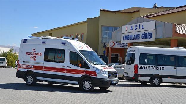 Four Turkish soldiers wounded in landmine blast in Turkey’s Hakkari