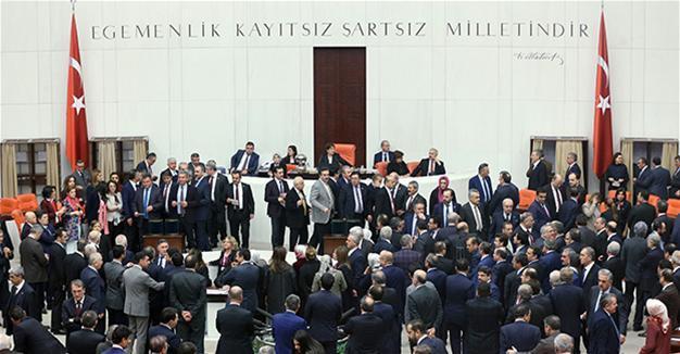 Erdoğan expected to sign charter changes this week for early April referendum