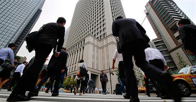World braces for more cyberattacks as work week begins