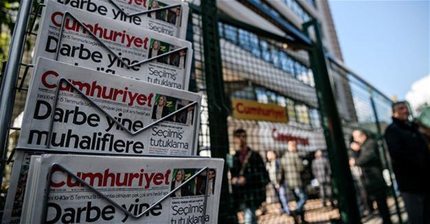 Colleagues demand release of jailed journalists on 200th day of Cumhuriyet arrests