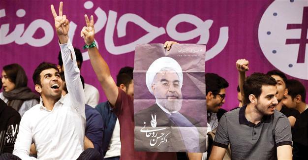 Iran’s ex-president supports Rouhani
