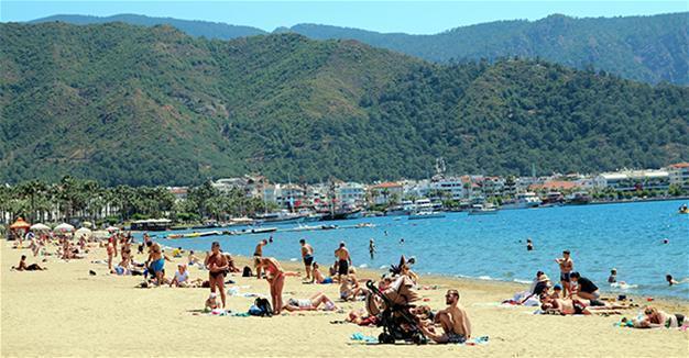 Foreign tourist arrivals to Turkey rise 18 pct in April after months in doldrums