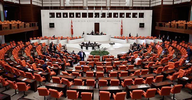 Turkish parliament speaker calls on party leaders to harmonize current laws with new constitution in meeting
