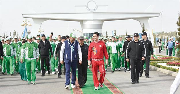 Turkmen leader orders scrapping of household utility subsidies