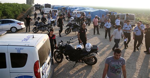 Turkish police conduct raid on 1,000 farm labor camp tents in Adana