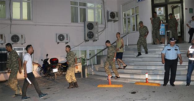 24 detained in food poisoning case at Turkish military barracks