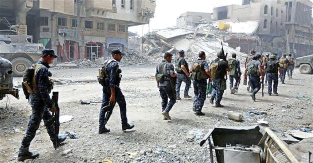 Facing defeat, ISIL mounts diversionary attack to Mosul’s south