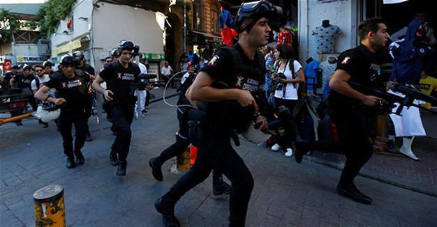 Police detain 44 people at Istanbul’s banned LGBT Pride march