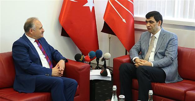 Government, opposition split on state of emergency