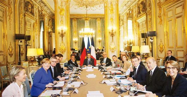 Merkel, Macron lead joint cabinet meeting with EU unity in mind