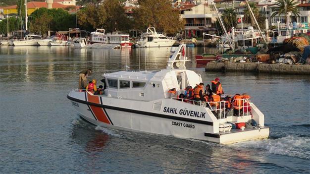 At least 15 drown as migrant boat sinks off Greece’s Lesbos