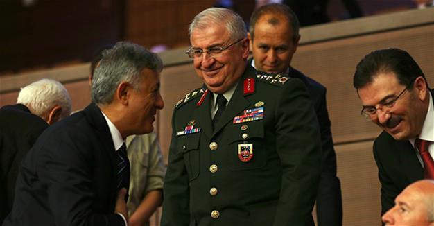 Turkish gendarmerie commander offers giving medals to commanders who clashed with coup plotters