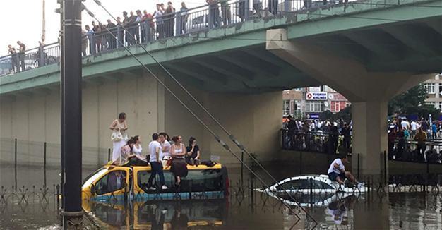 Istanbul flood triggers infrastructure debate
