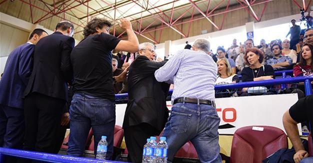 Fenerbahçe chairman barred from basketball courts for 6 months for attacking rival chairman