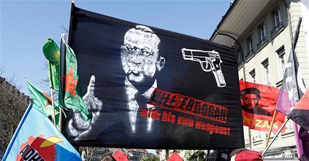 Turkey slams Swiss decision to not charge protesters over Erdoğan banner