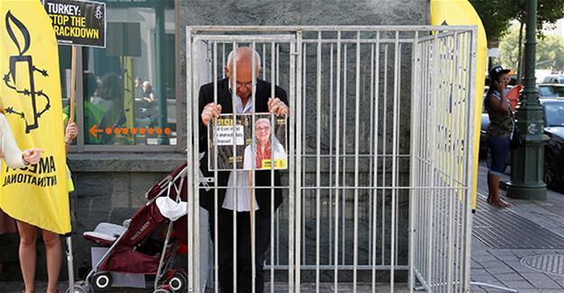 Germany calls on Turkey to release local chair, director of Amnesty International