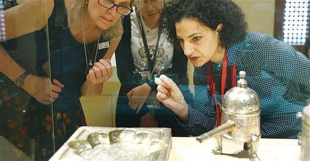Met Museum goes against Islamaphobia with chats