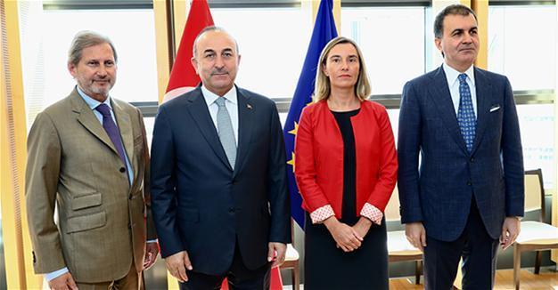 Turkey still EU candidate despite row: Mogherini