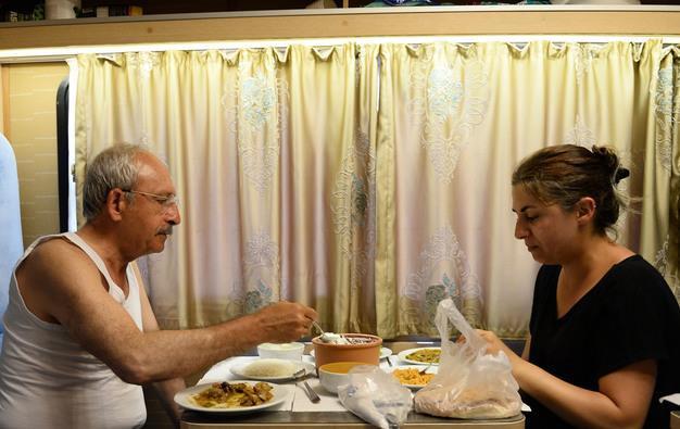 CHP leader Kemal Kılıçdaroğlu’s ‘justice march’ covered in photo-book