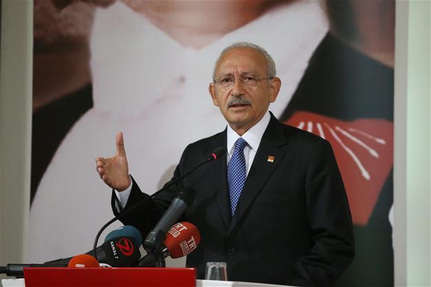 Trial of former Turkish minister on corruption charges abroad shameful: CHP head