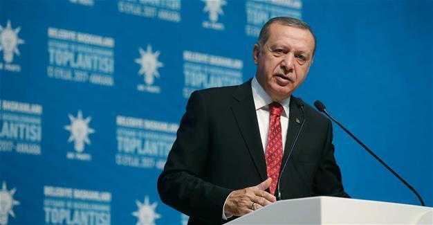President Erdoğan urges AKP mayors once again for crucial 2019 polls