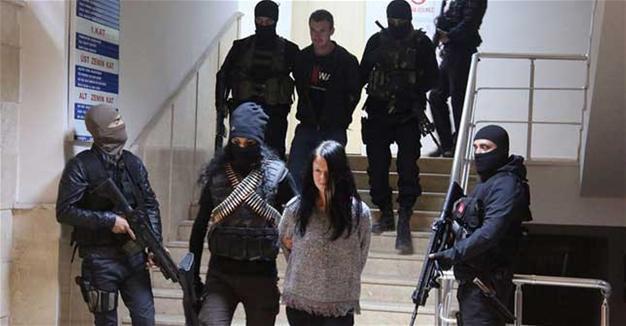 Two Czechs arrested over alleged links to YPG