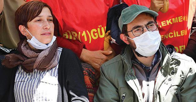 Lawyers of two Turkish hunger-striking educators detained ahead of first hearing