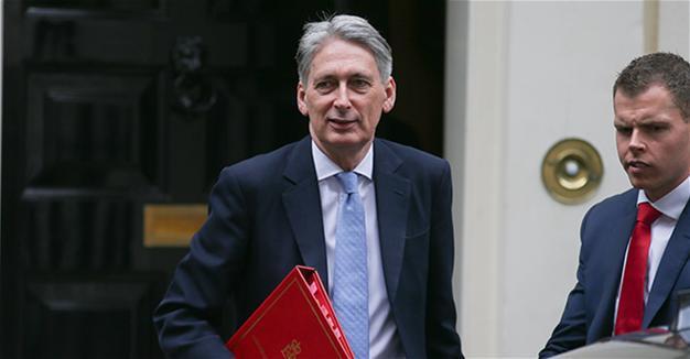 Brexit campaigners launch bid to oust pro-EU finance minister