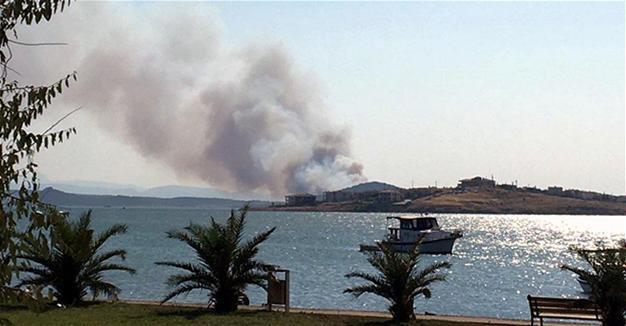 Forest fire breaks out near touristic Devil’s Table in Turkey’s Ayvalık