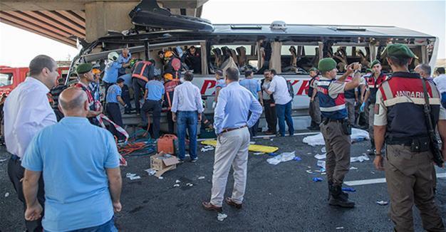 Bus accident kills five in Turkish capital