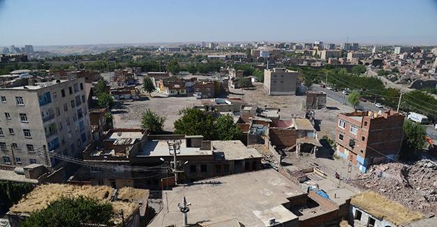 70,000 buildings to replace ones destroyed by terror in Turkeys southeast: Minister