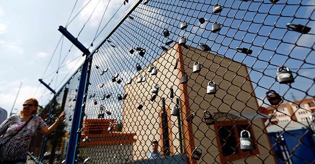 Justice Ministry releases contradictory figures on numbers jailed in Turkey