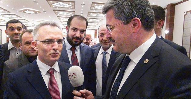 Turkey runs $6.7 bln budget deficit