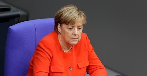 EU Minister Çelik set for talks, Merkel wants end to accession bid