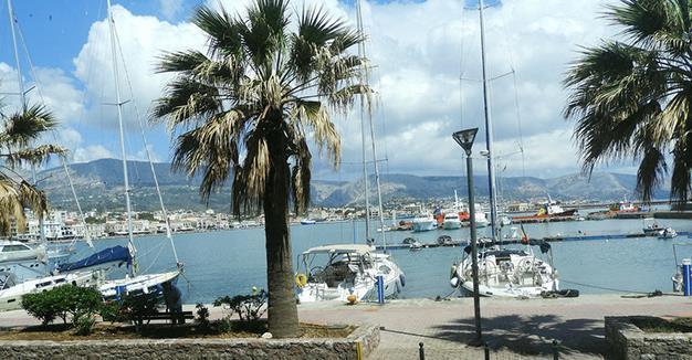 Turks on jet ski planned island bank heists: Greek officials