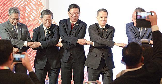 ASEAN to sign Hong Kong free trade deal in November