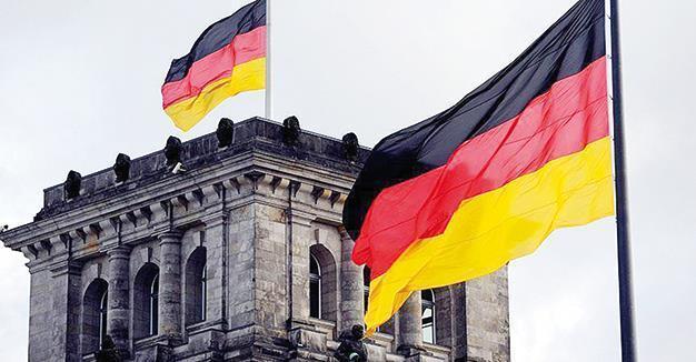 Germany ‘rejects 5,000 Turkish asylum applications’