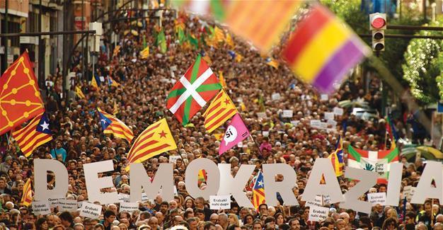 Worried over referendum, Catalan employers make back-up plans