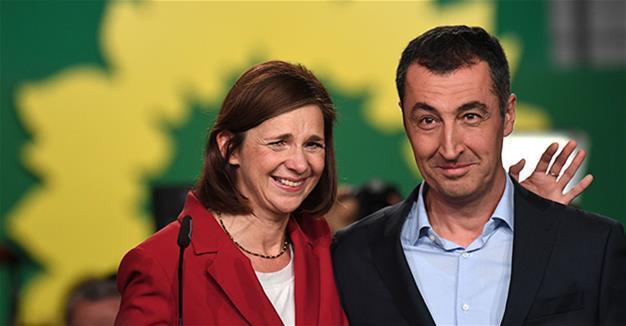 Fourteen Turkish-origin Germans elected to Bundestag