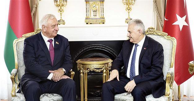PM Yıldırım welcomes veteran Belarus politician to Turkish Parliament