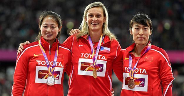 Spotakova wins world javelin title, Turkish athlete improves